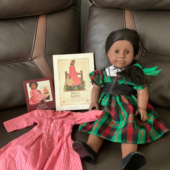 ORIGINAL AMERICAN GIRL DOLLS -(Pleasant Company) - Picture 3 of 6